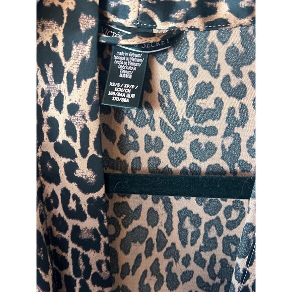 Victoria’s Secret robe silky robe xs - Picture 3 of 7